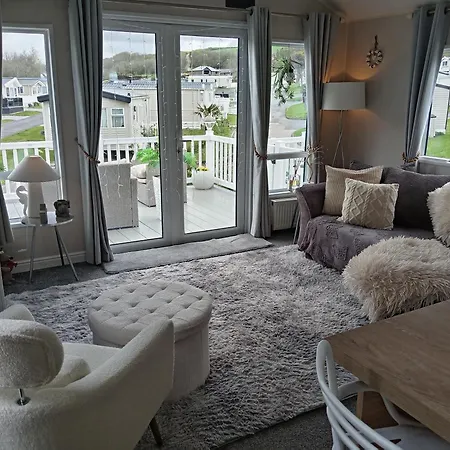 Newquay Bay - Poppy's Retreat *